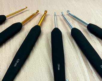 Knit Pro Aluminium Crochet Hook.  Soft grip Metal crochet hook. Crochet tools 2.5mm - 12mm. Chunky crochet hooks. Fine Crochet hooks