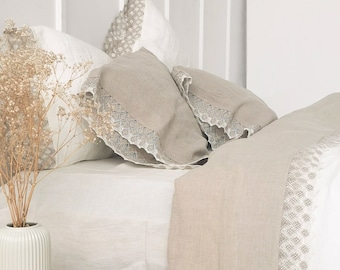 Lace Trimmed Linen SHEET SET in Natural Flax. Luxurious Flat, Deep Pocket Fitted Sheets, 2 Pillowcases. Romantic Chic Lace Bed Linen Sets