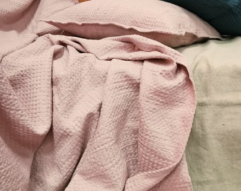 Waffle throw BLANKET, SHAMS in dusty rose. Soft linen cotton blend bedspread, coverlet, sofa cover. Bed throw in Full, Queen, King sizes