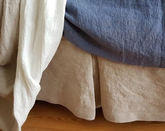 LINEN BEDSKIRT, COVERLET