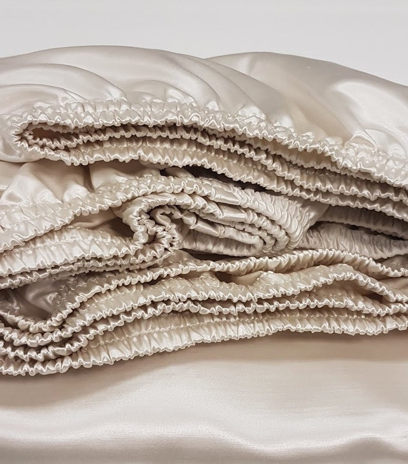Silk FITTED SHEET in Off-white Mulberry Silk 19-momme - Etsy