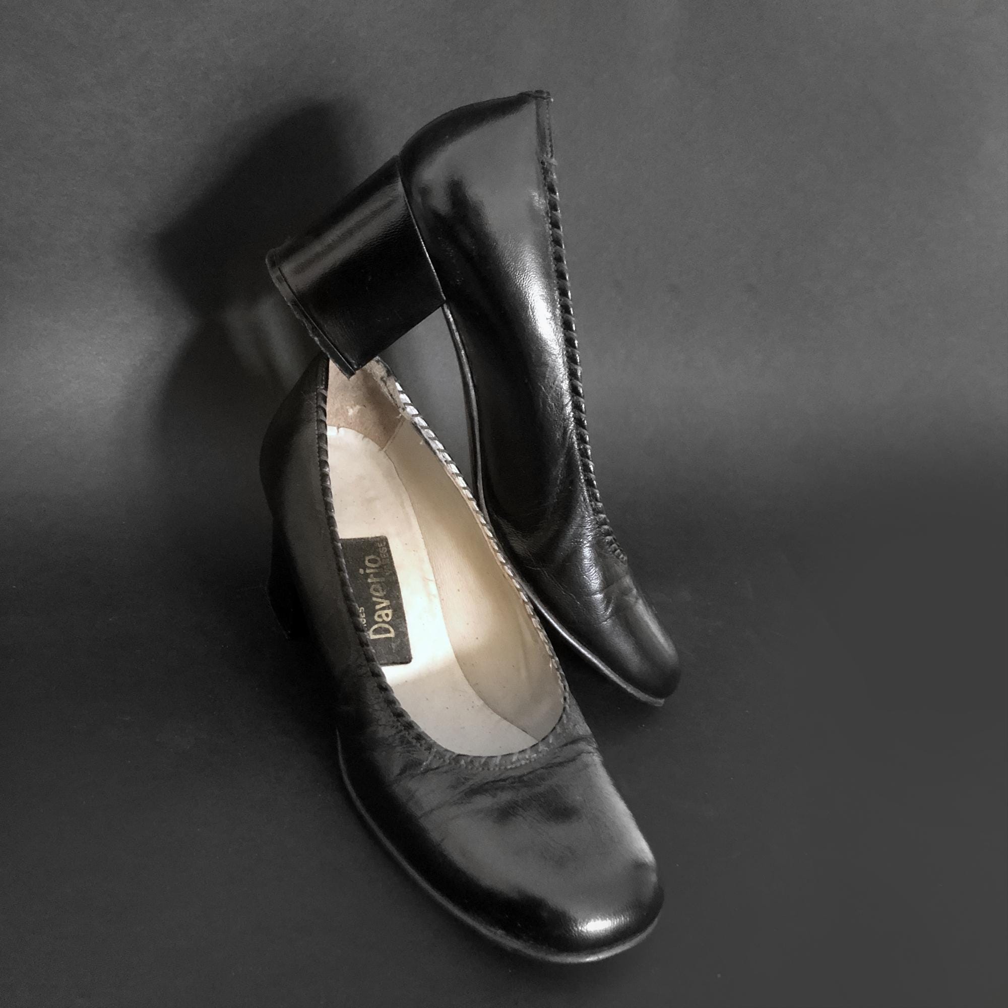 Escarpins Noirs Italiens Pour Femme - Pointure US 8 (EU 39) - Bout Ouvert & Talon Compensé - Occasion