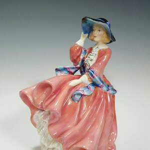 Royal Doulton Figurine Bess HN2002 Harradine Classics Pretty Lady Figurine Red Cloak Flower Cream Dress Porcelain Sculpture