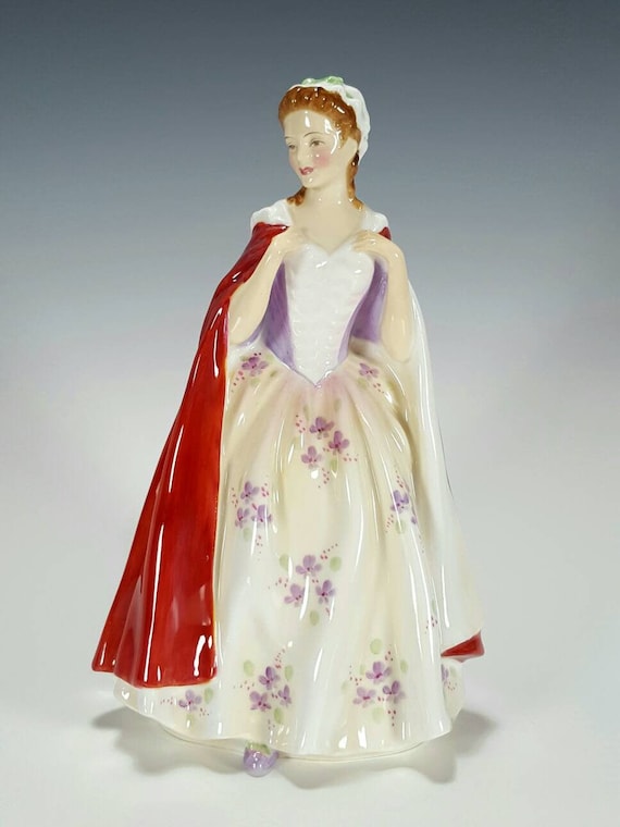 Royal Doulton Figurine Bess HN2002 Harradine Classics Pretty Lady Figurine Red Cloak Flower Cream Dress Porcelain Sculpture