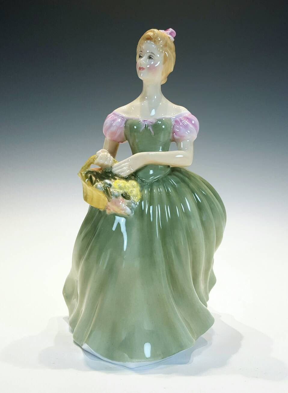 Royal Doulton clarissa HN 2345 Porcelain Figurine, Pretty Lady in Green &  Pink Dress W. Basket of Flowers, Peggy Davies, Made in England -   Singapore