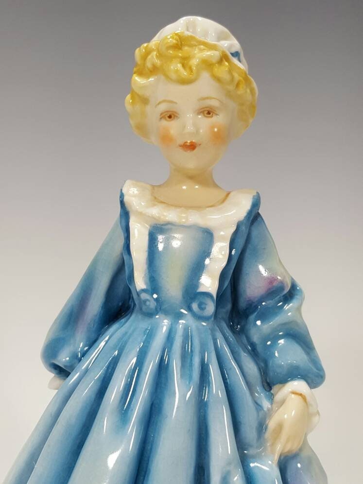 Royal Worcester 'grandmother's Dress' Figurine 3081, Little Girl in ...