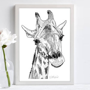 Giraffe Print, Giraffe nursery wall art, line drawing, Giraffe gift, Animal illustration, black illustration, home decor, minimalist prints