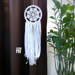 Crochet pattern dreamcatcher, crochet mandala pattern, wall hanging decor, DIY crochet, Instant download