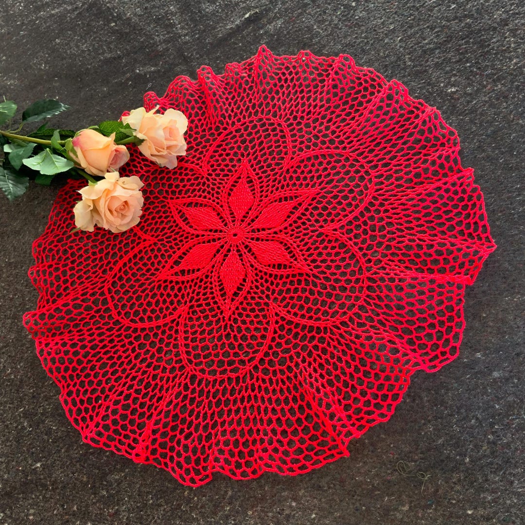 Ruffle Doilies Crochet Pattern - Christmas Doily Pattern - Poinsettia ...