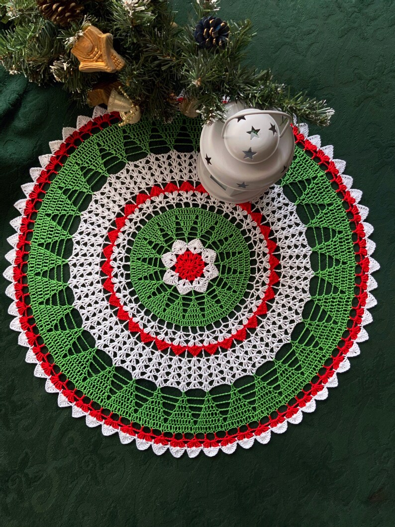 Crochet pattern for Christmas doily, crochet doily, Christmas tablecloth, Christmas patterns crochet, PDF Digital Download image 3