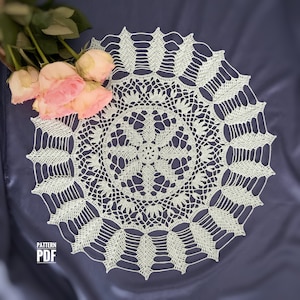 Crochet pattern doily of leaves, round lace doilies pattern, vintage doilies crochet, PDF Instant Download