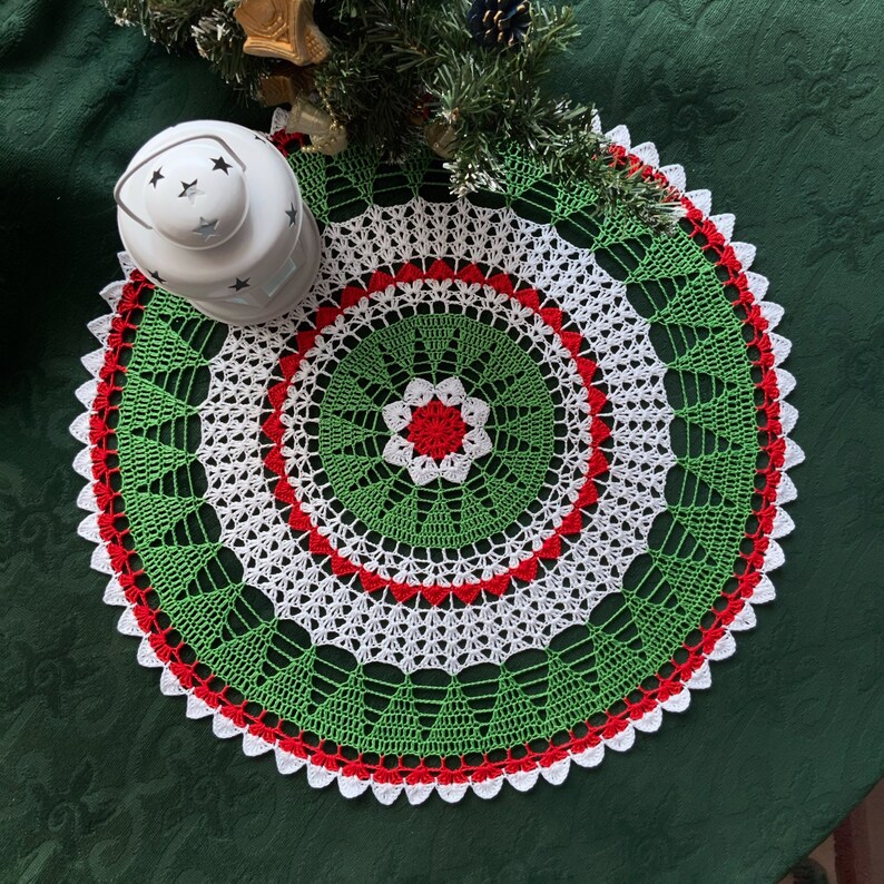 Crochet pattern for Christmas doily, crochet doily, Christmas tablecloth, Christmas patterns crochet, PDF Digital Download image 8