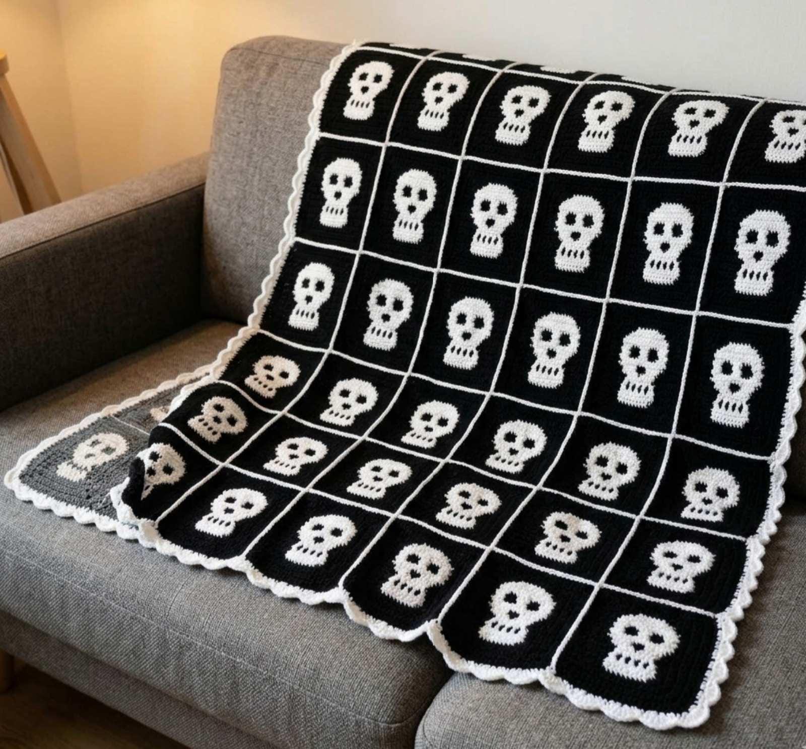 20 Skull Blanket Crochet Patterns for Gothic, Halloween, and Boho Homes 8 Crotchet Skull Blanket