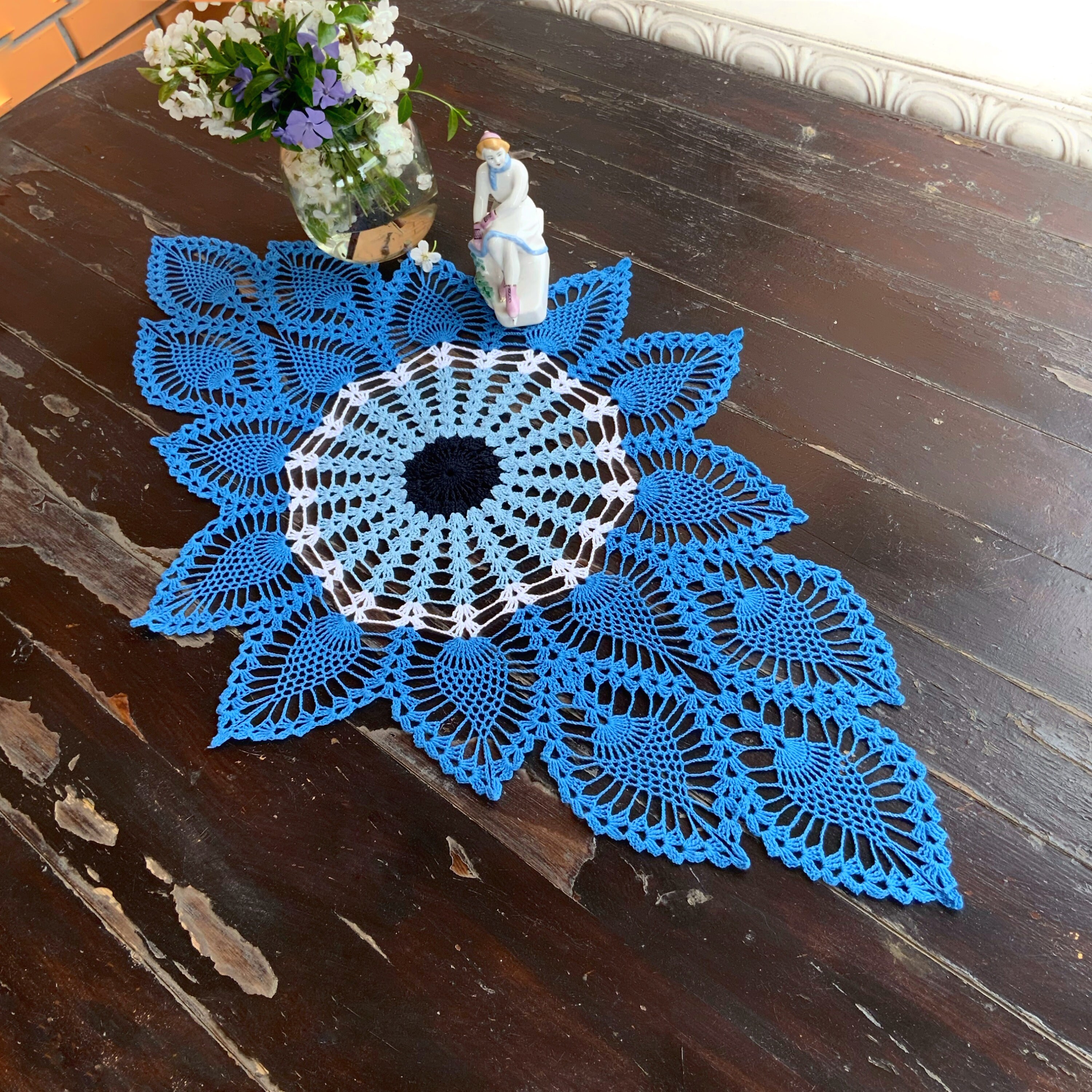 Crochet Pattern for Oval Lace Doily, Pineapple Crochet Tablecloth