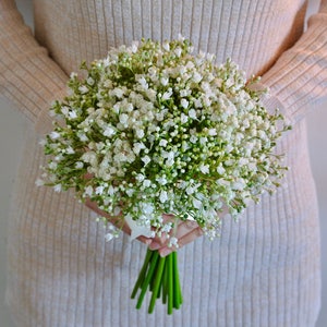 baby's breath bridesmaids