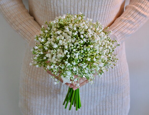 gypsophila bridesmaid bouquet