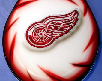 Detroit Red Wings Custom Airbrushed Toilet Seat, New Premium Lid, Hockey, Metal cut design, Bathroom Art!!!