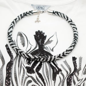 Zebra necklace, Bead Crochet Necklace black and white, Africa necklace, Ethnic jewelry, Zebra print jewelry, Snake necklace, Wild animals image 7