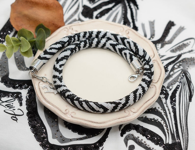 Zebra necklace, Bead Crochet Necklace black and white, Africa necklace, Ethnic jewelry, Zebra print jewelry, Snake necklace, Wild animals image 8