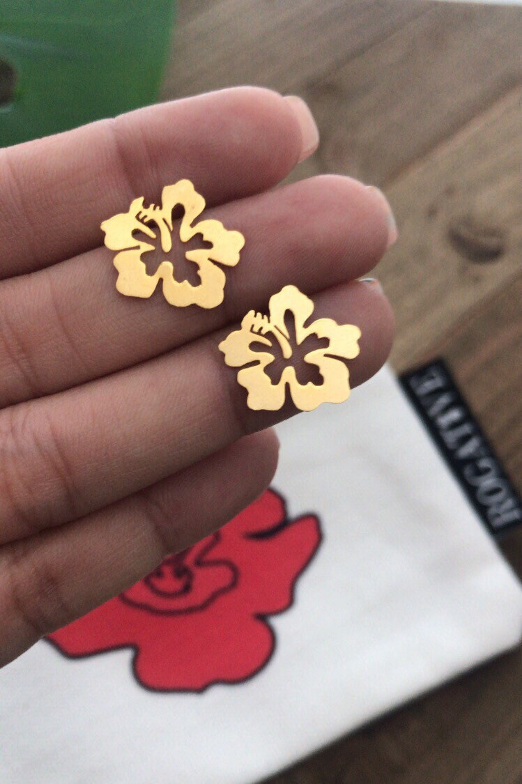 Cuanto Es 16 Pulgadas En Centimetros Aretes Amapolas Con San Pedrito. Amapolas Studs Earrings. - Etsy