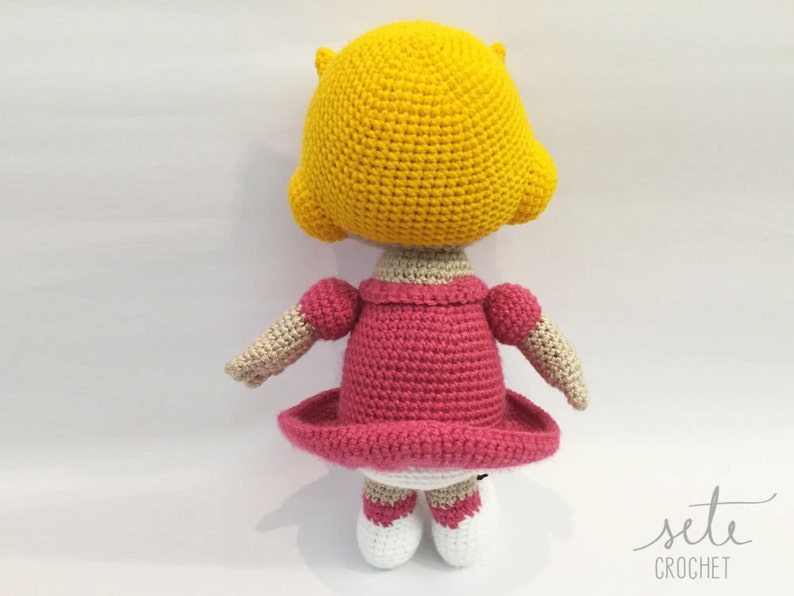 Amigurumi Crochet Pattern Sally Brown Peanuts Etsy