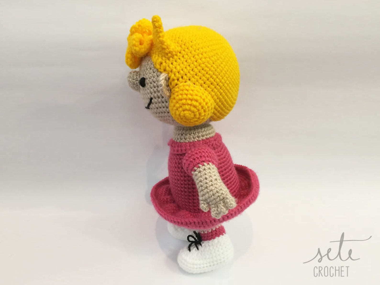 Amigurumi Crochet Pattern Sally Brown Peanuts Etsy