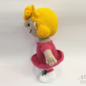 Amigurumi Crochet Pattern Sally Brown Peanuts image 4