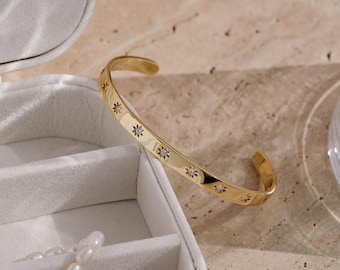 North Star Bracelet, Polaris Diamond Bracelet, Celestial Starburst Bangle, Gold cuff Bracelet, Adjustable Crystal Open Oval Bangle