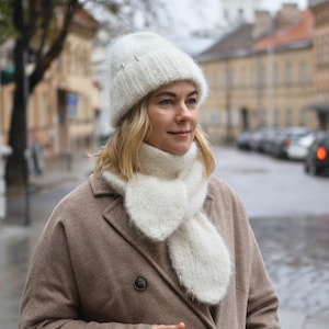 Handgefertigte Mütze und Schal Set aus Mohair Wolle für Damen Herren, flauschig gestrickte Winter Accessoires, Schal und Mütze, Weihnachtsgeschenk für Sie und Ihn