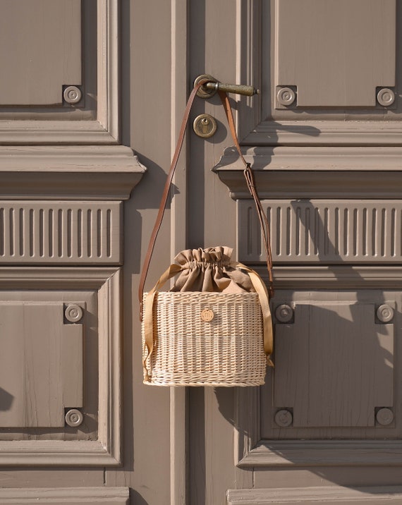 Wicker basket hotsell with leather straps