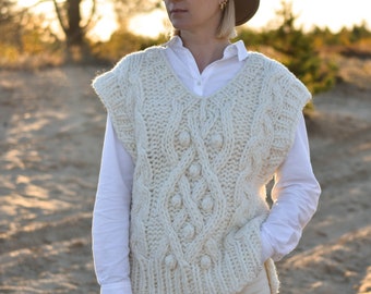 Hand Knit Wool Vest, Chunky Sweater Vest, V-neck, Chunky