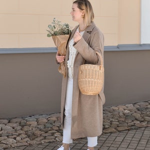 Straw large Jane Birkin basket with lid, hand crafted wicker bag, picnic summer vacation beach tote, modern french market shopper image 7