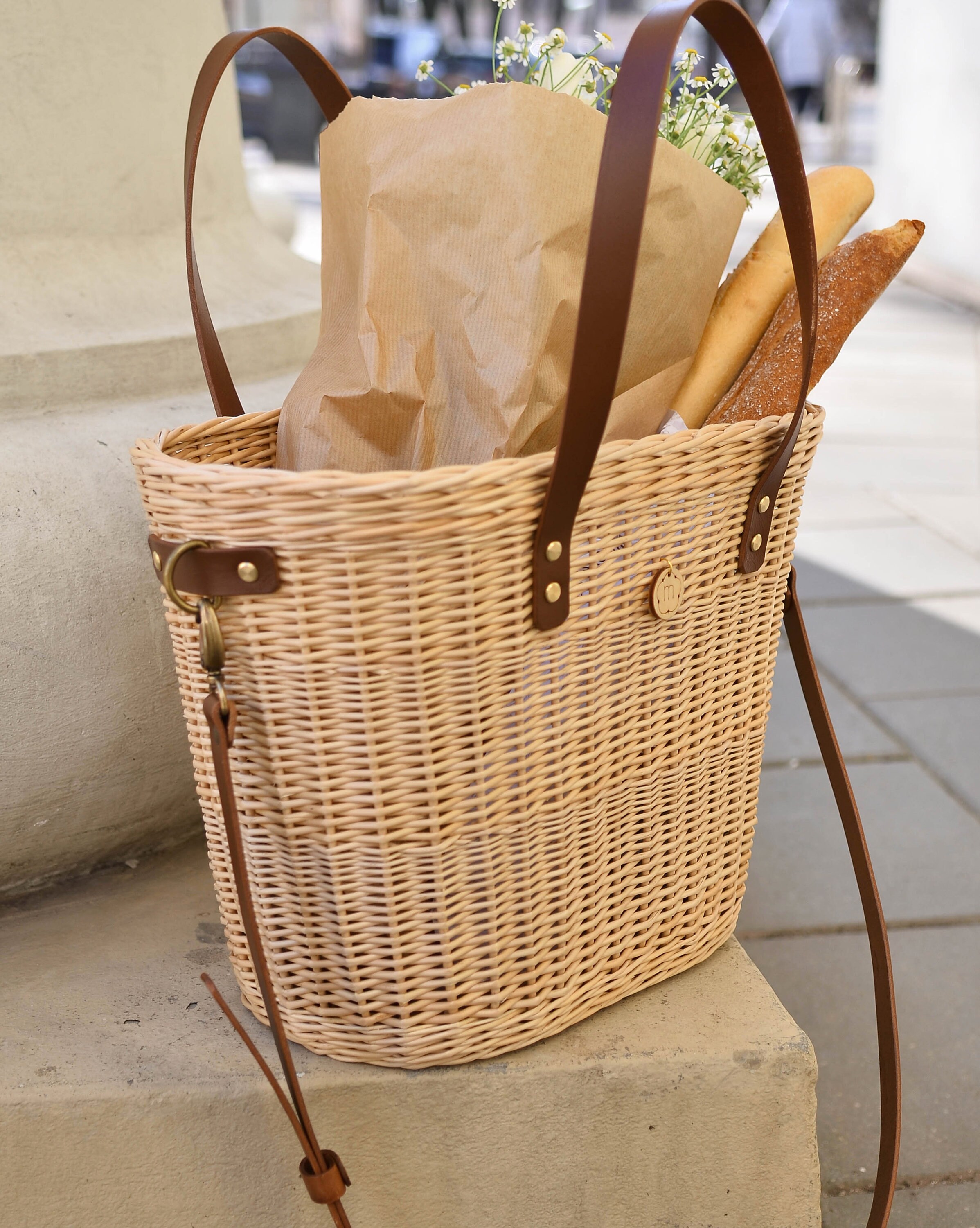 バッグ French Baskets Amazon.com: FRENCH BASKET with double flat leather handles