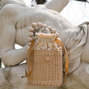 Straw summer bucket bag with wooden handle, round wicker handbag basket, summer purse, beach tote image 5