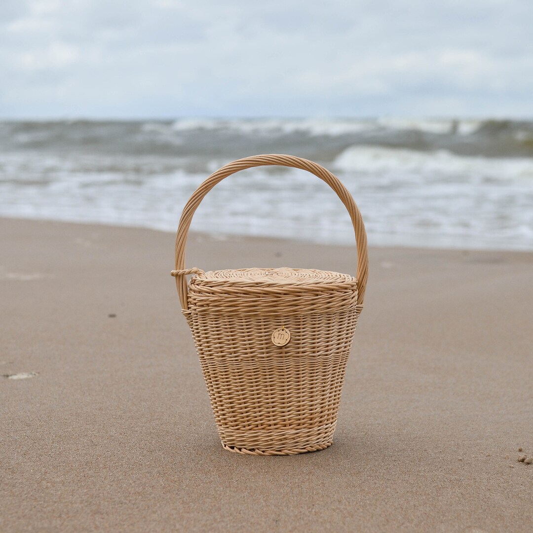 Straw Top Handle Basket With Lid, Round Trendy Wicker Jane Birkin Bag