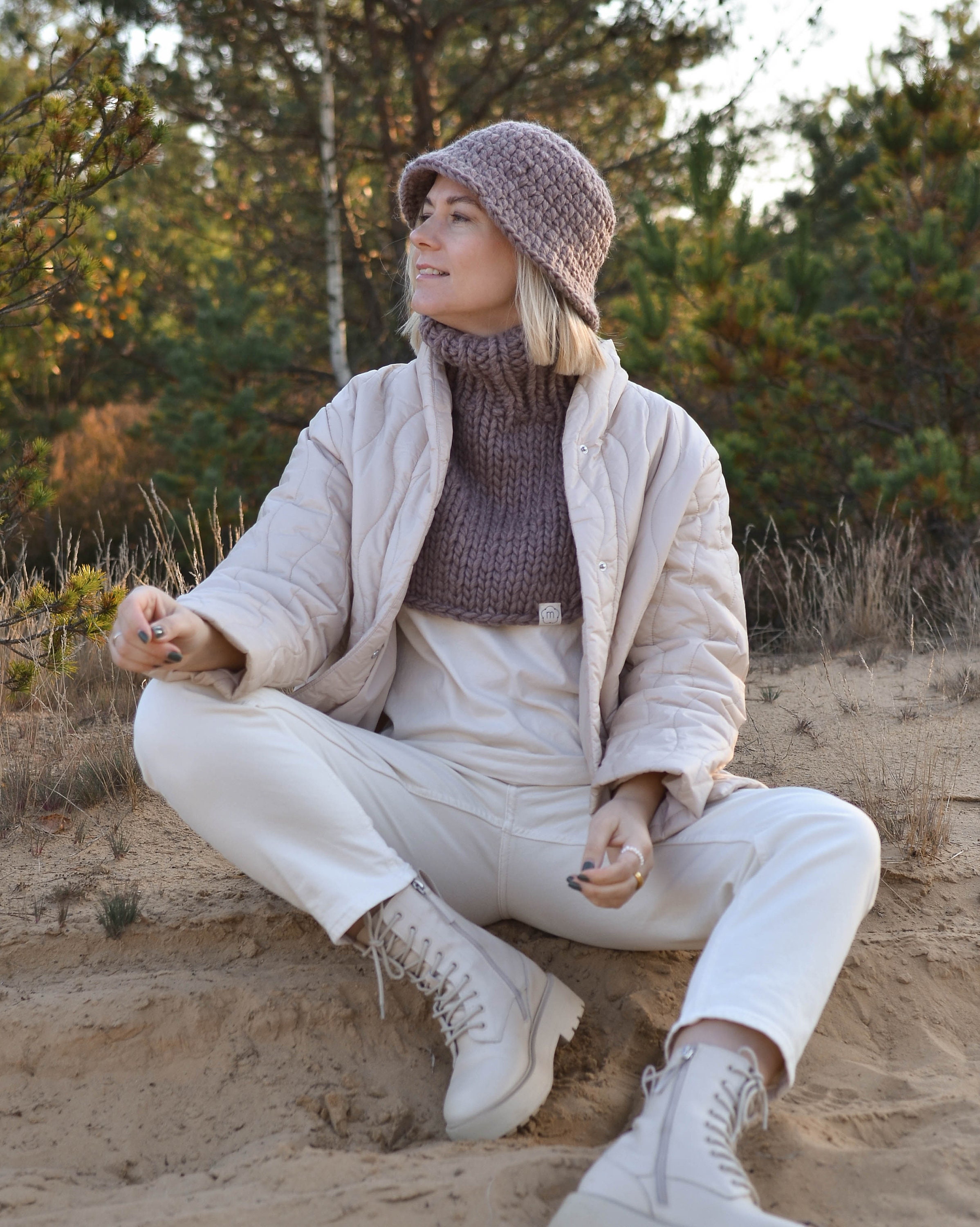 海外から輸入 Unisex Warmer, Neck Wool Knitted Gaiter Winter Fall Snood, Clothing