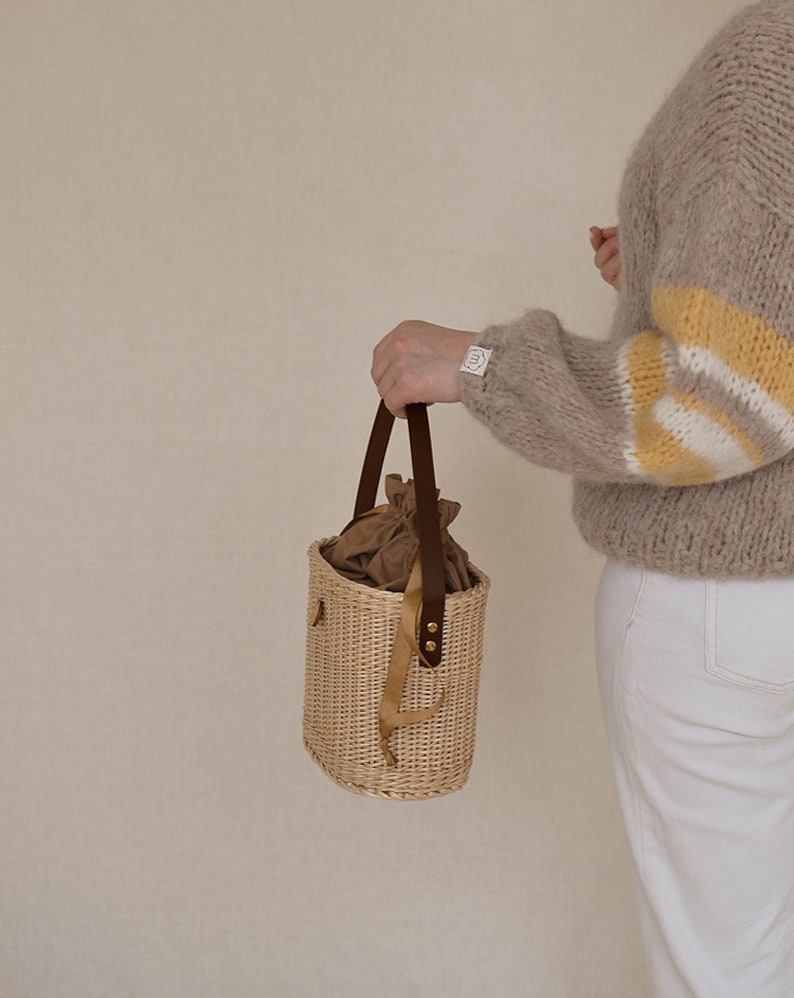 Straw bucket bag, wicker summer bag, beach bag, leather strap, straw purse, woven bag, Pansy No.2 image 10