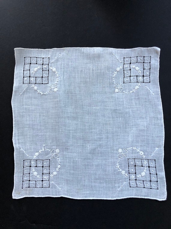 Vintage Embroidered Linen Handkerchief - image 2