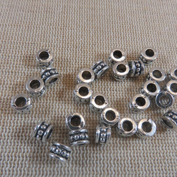 20 Perles petite colonne métal argenté vieilli ou cuivre 6x4mm - ensemble de 20 perles intercalaire ethnique gravé pour bijoux