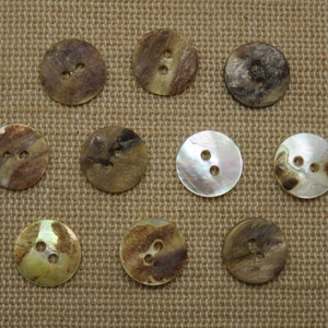 10 Round buttons pearly shell 11mm - set of 10 natural shell sewing buttons