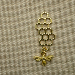 Golden honeycomb pendant with honey bee charm, DIY necklace jewelry making Gold