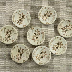 8 Boutons en bois fleurs gravé, naturelle ou bleu foncé, ensemble de 8 boutons de couture image 2
