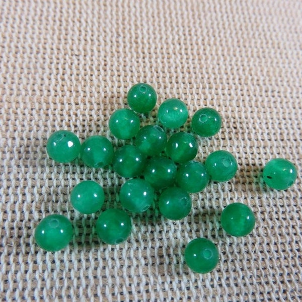 10 Green jade round gem beads 4mm 6mm 8mm 10mm, set of 10 stones, DIY jewelry creation