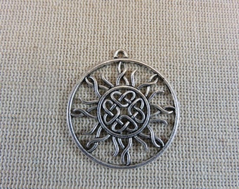 Celtic knot pendant silver sun 34mm in metal, charm making jewelry DIY necklace