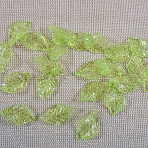 15 Acrylic leaf pendants 18mm nature tassel, set of 15 charms, DIY jewelry creation image 2