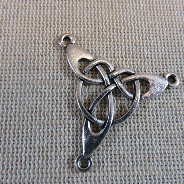 pendentif nœud celtique connecteur métal argenté 35mm, breloque pour fabrication bijoux viking DIY