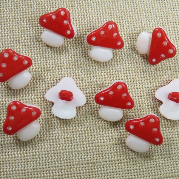 10 Red mushroom buttons in acrylic 15mm - set of 10 sewing buttons