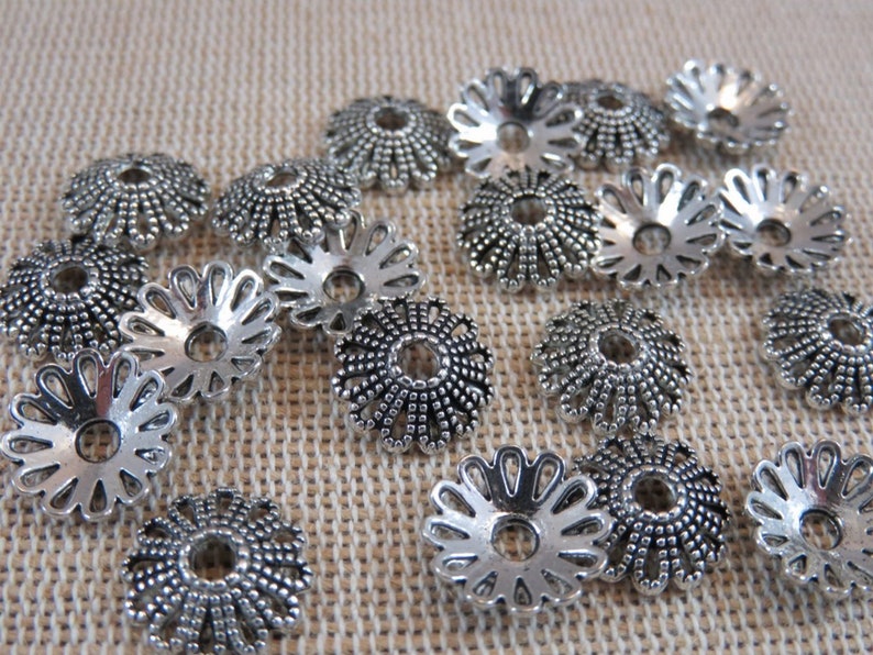 10 Coupelles fleur 10mm pour perle, argenté / bronze ensemble de 10 calotte style antique apprêt pour perles bijoux image 10