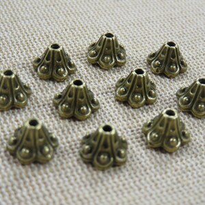 10 Coupelles fleur 10mm pour perle, argenté / bronze ensemble de 10 calotte style antique apprêt pour perles bijoux Bronze