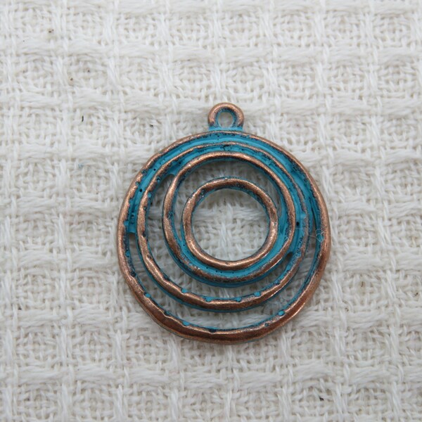 Pendentif rond spiral métal couleur cuivre patiné antique, hauteur 26mm